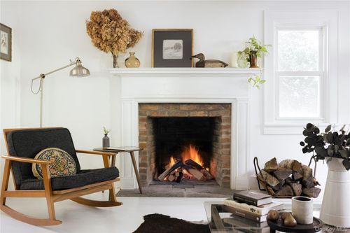 284 County Route 27b, Hudson, NY, 12534-3919 | Card Image