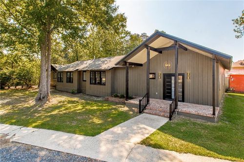 302 Louisiana Ave, Bogalusa, LA, 70427-3840 | Card Image