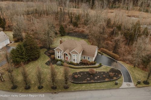 6 Nichris Ln, Staatsburg, NY, 12580-5107 | Card Image