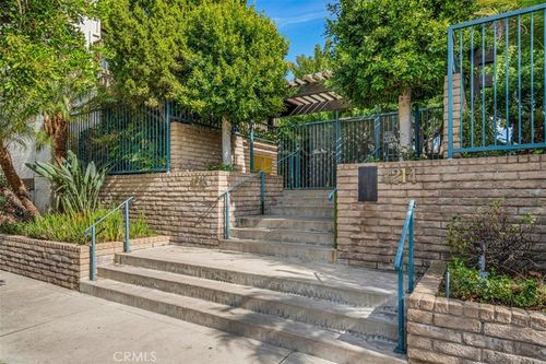 unit-20-4218 Troost Ave, Studio City, CA, 91604-2926 | Card Image