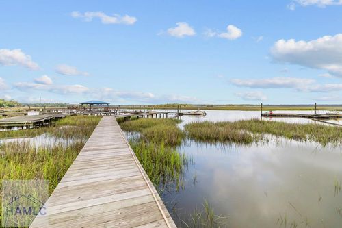 252 River Dr, Midway, GA, 31320-6526 | Card Image