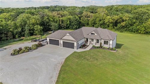 6588 Hughes Rd, Odessa, MO, 64076-7393 | Card Image