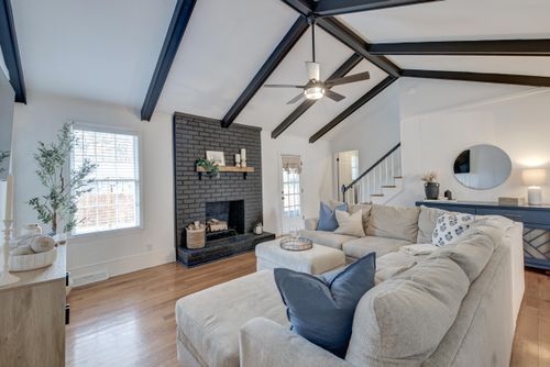 807 Eastern White Pines Rd, Ladson, SC, 29456-3147 | Card Image