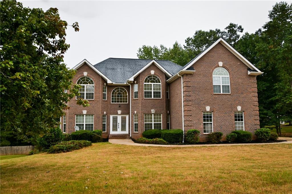 Young James Cir, Stockbridge, GA 30281