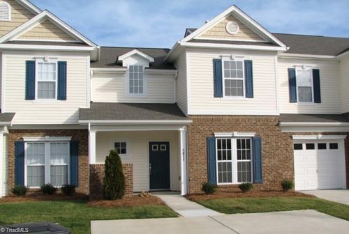 5811 Fox Point Cir, Winston-Salem, NC, 27104-3764 | Card Image