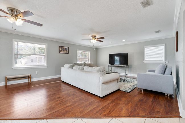 6143 Nw 67 Th Ave, House other with 3 bedrooms, 2 bathrooms and null parking in OCALA FL | Image 6