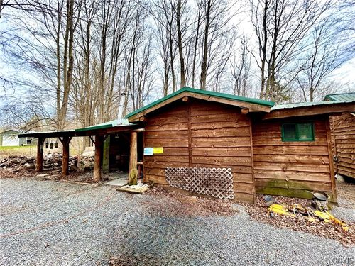 292 Towne Road, Albion, NY, 13142 | Card Image