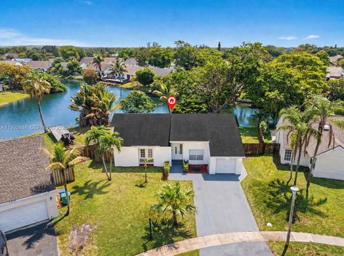 2710 Azalea Ave, Miramar, FL, 33025-2406 | Card Image