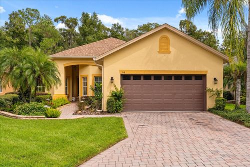 104 Vizcaya Ct, KISSIMMEE, FL, 34759-4055 | Card Image
