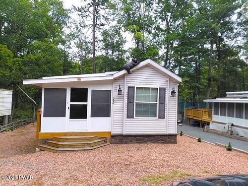 105 Creek View Dr, Milford, PA, 18337-4099 | Card Image