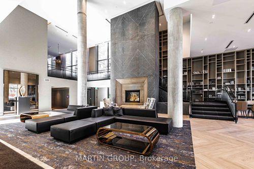 452-2450 Old Bronte Rd, Oakville, ON, L6M5P6 | Card Image