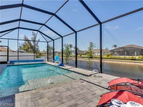 325 21st Ln, Cape Coral, FL, 33991-4341 | Card Image