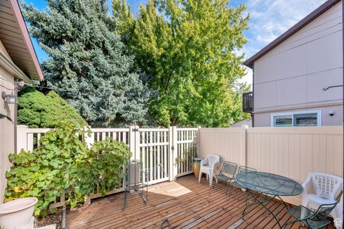 621 Coachman Way, Riverdale, UT, 84405-2621 | Card Image