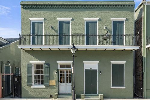 1-433 Burgundy St, New Orleans, LA, 70112-3427 | Card Image