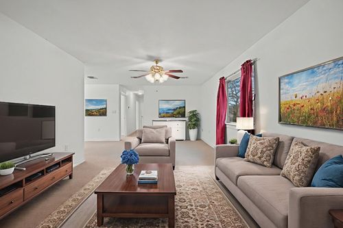 1720 Greenwood Ln, Kingsland, TX, 78639-5932 | Card Image