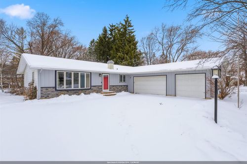 3145 N Morrison Street, GRAND CHUTE, WI, 54911 | Card Image
