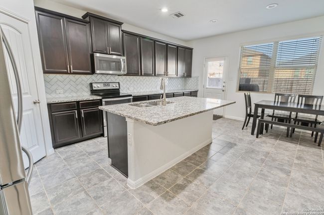 2507 Gato Del Sol, House other with 3 bedrooms, 3 bathrooms and null parking in San Antonio TX | Image 5