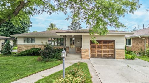 1846 N 24th St, Sheboygan, WI, 53081-2121 | Card Image