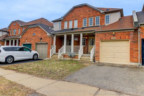 233 Sherwood Rd, Milton, ON, L9T7C1 | Card Image