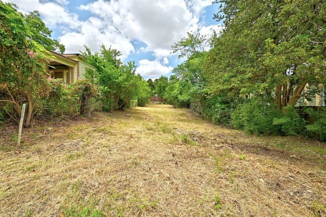 1010 E 8 Th St, Home with 0 bedrooms, 0 bathrooms and null parking in Austin TX | Image 8