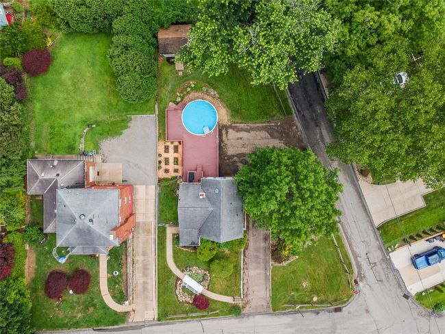 Overhead view | Image 39