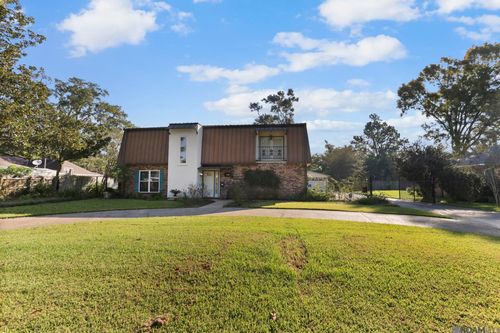 1139 E Riveroaks Dr, Baton Rouge, LA, 70815-4157 | Card Image