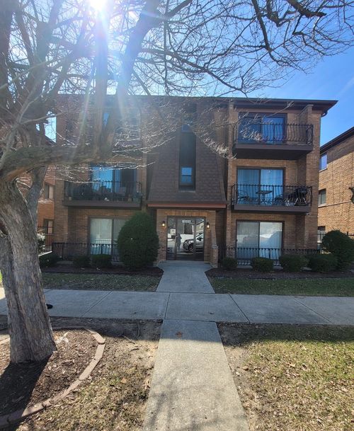 3e-1889 Michigan City Rd, Calumet City, IL, 60409-3758 | Card Image