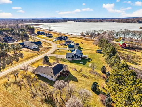 N7351 Ptarmigan Drive, PARDEEVILLE, WI, 53954 | Card Image