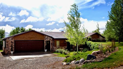 42 River Ridge Lane, Shelby, MT, 59474 | Card Image