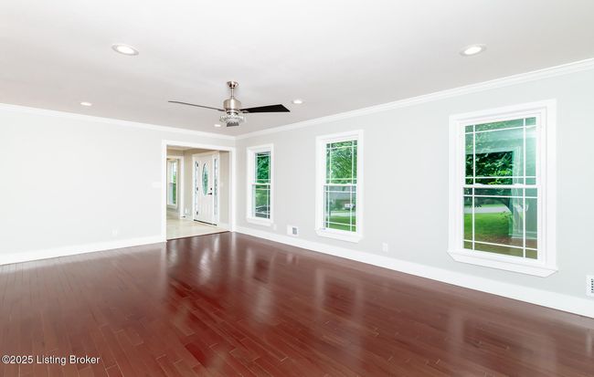 7110 Fox Harbor Rd, House other with 6 bedrooms, 3 bathrooms and null parking in Prospect KY | Image 21