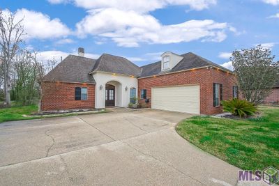 18011 Pierside Ln, House other with 4 bedrooms, 3 bathrooms and null parking in Prairieville LA | Image 2