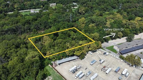 8000 Valley Glen Dr, Dallas, TX, 75228 | Card Image