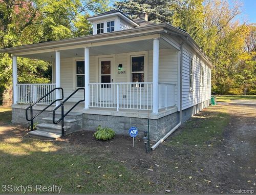 13649 Pardee Rd, Taylor, MI, 48180-4742 | Card Image