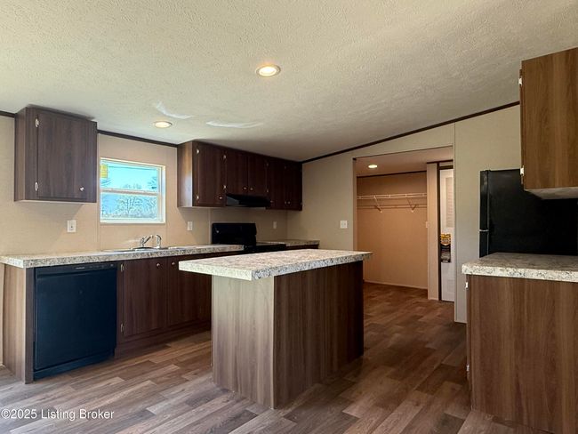 42 Beech St, House other with 4 bedrooms, 2 bathrooms and null parking in Smiths Grove KY | Image 8