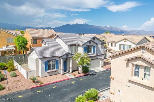 6872 Sweet Pecan St, Las Vegas, NV, 89149-3040 | Card Image