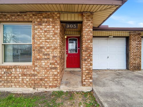 305 Toepperwein, Converse, TX, 78109 | Card Image