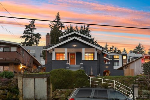 3411 22nd Ave W, Seattle, WA, 98199-2308 | Card Image