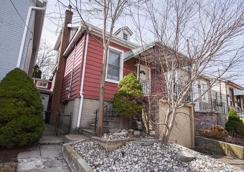 27 Mill St, Hamilton, ON, L8R2E2 | Card Image