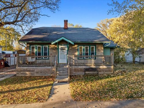 209 W Martin St, Forrest, IL, 61741-9348 | Card Image