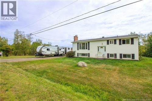 11 Tamtrev Crt, Waasis, NB, E3B9A2 | Card Image