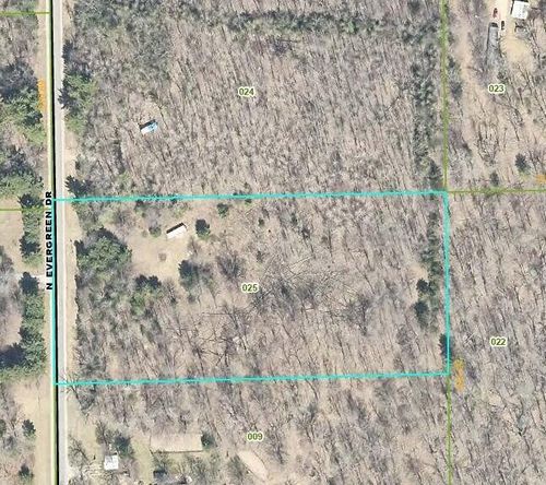 4682 N Evergreen Dr, White Cloud, MI, 49349-8850 | Card Image