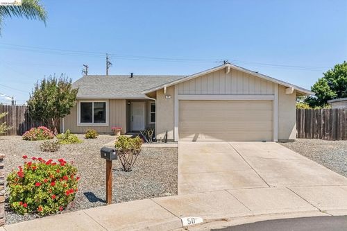 50 Sharon Dr, Bay Point, CA, 94565-1530 | Card Image