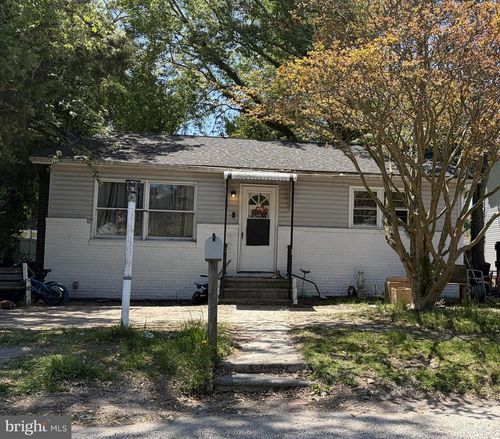 142 New Jersey Ave, Villas, NJ, 08251-2561 | Card Image