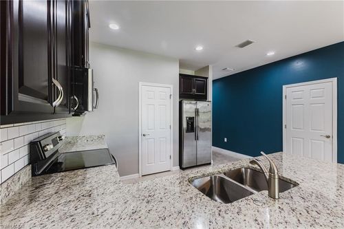 4093 Wilmont Pl, FORT MYERS, FL, 33916-7995 | Card Image