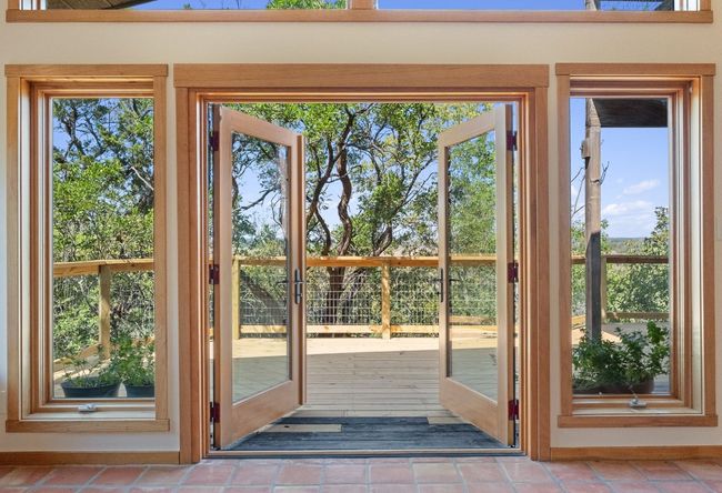212 Comanche Cp, House other with 4 bedrooms, 3 bathrooms and null parking in Kyle TX | Image 9
