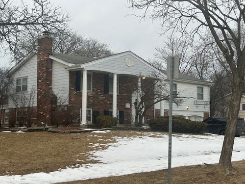 18150 Los Angeles Ave, Homewood, IL, 60430-1514 | Card Image