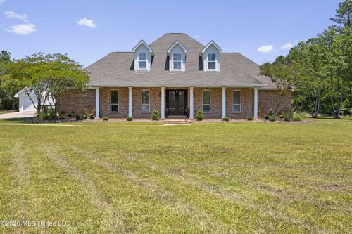 23480 Arcadia Farm Rd, Pass Christian, MS, 39571-6002 | Card Image