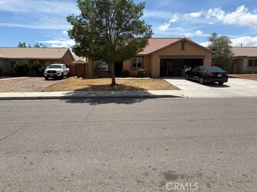 11747 Star St, Adelanto, CA, 92301 | Card Image