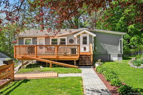59 Deer Trl S, Greenwood Lake, NY, 10925-4216 | Card Image