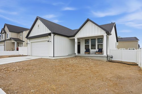 683 N Eastcrest Ave, Tooele, UT, 84074-2523 | Card Image